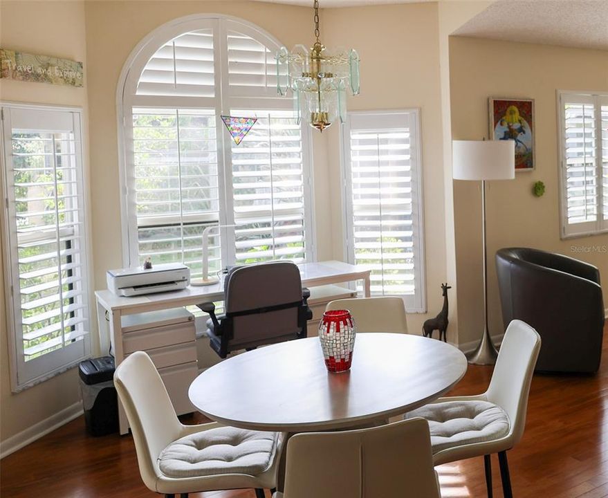 出租: $2,100 (2 贝兹, 2 浴室, 1193 平方英尺)