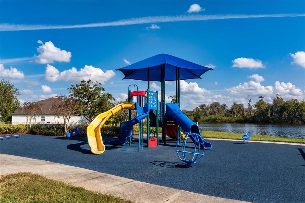 На продажу: $544,900 (4 спален, 2 ванн, 2573 Квадратных фут)