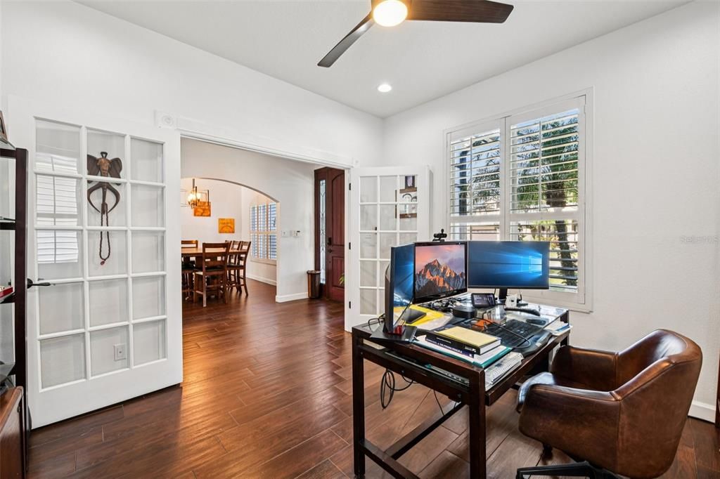 For Sale: $919,200 (5 beds, 3 baths, 3064 Square Feet)