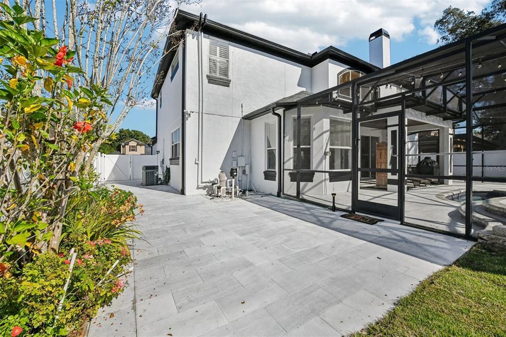 For Sale: $919,200 (5 beds, 3 baths, 3064 Square Feet)