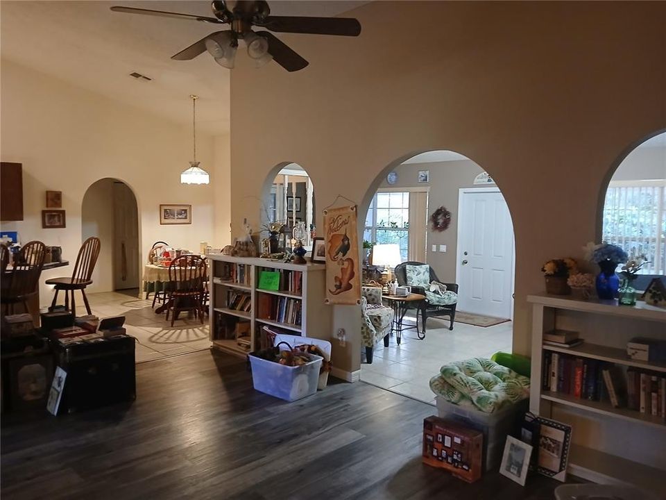 For Sale: $579,000 (3 beds, 2 baths, 2462 Square Feet)