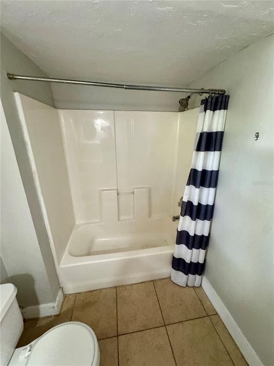 待售: $215,000 (3 贝兹, 2 浴室, 1528 平方英尺)