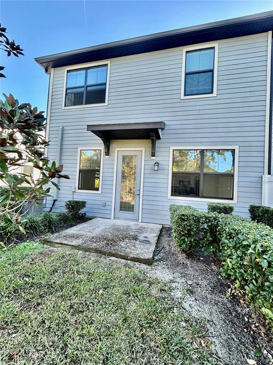 出租: $2,650 (4 贝兹, 3 浴室, 2057 平方英尺)