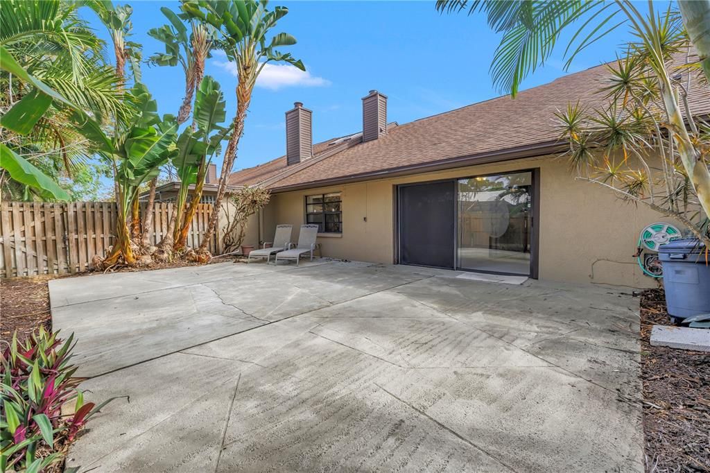 待售: $299,900 (3 贝兹, 2 浴室, 1600 平方英尺)