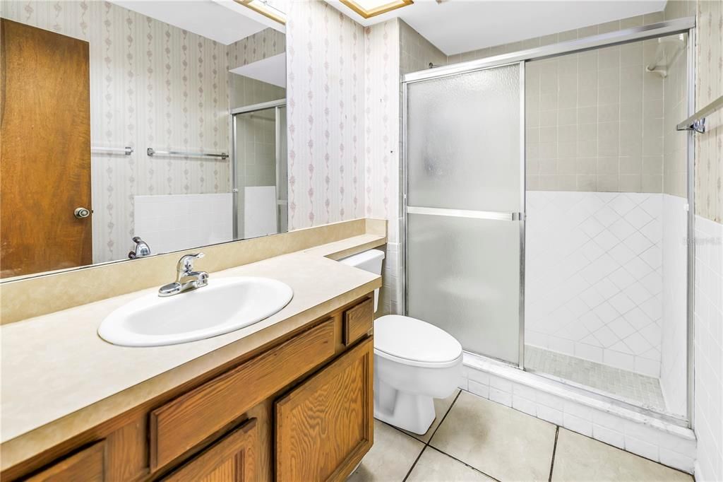 待售: $299,900 (3 贝兹, 2 浴室, 1600 平方英尺)