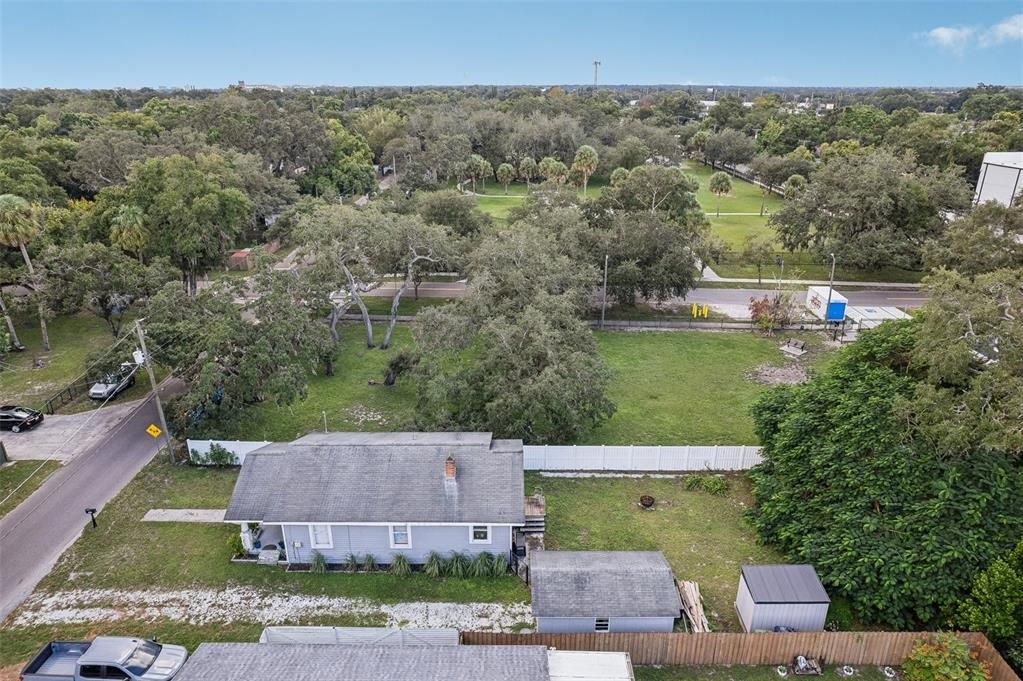 待售: $295,000 (2 贝兹, 1 浴室, 1078 平方英尺)