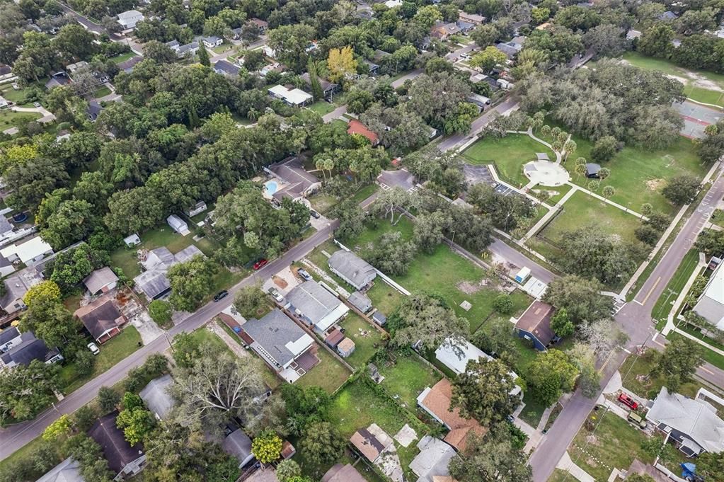 待售: $295,000 (2 贝兹, 1 浴室, 1078 平方英尺)