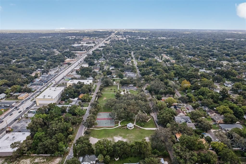 待售: $295,000 (2 贝兹, 1 浴室, 1078 平方英尺)