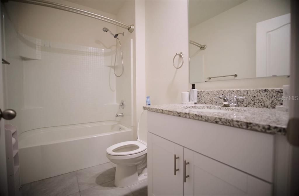 For Sale: $390,000 (4 beds, 2 baths, 1841 Square Feet)