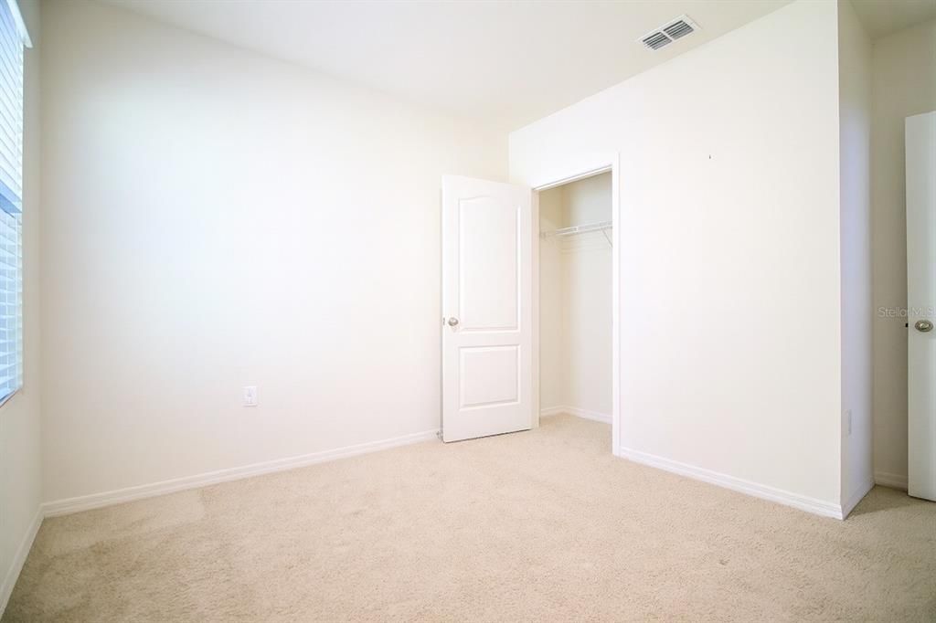 For Sale: $390,000 (4 beds, 2 baths, 1841 Square Feet)