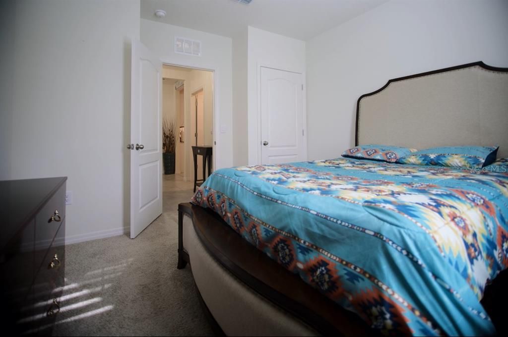 For Sale: $390,000 (4 beds, 2 baths, 1841 Square Feet)