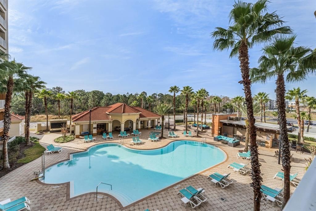 For Sale: $294,000 (2 beds, 2 baths, 1056 Square Feet)