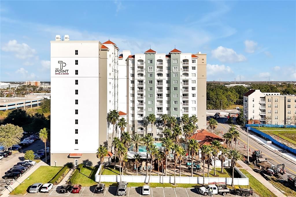 For Sale: $294,000 (2 beds, 2 baths, 1056 Square Feet)