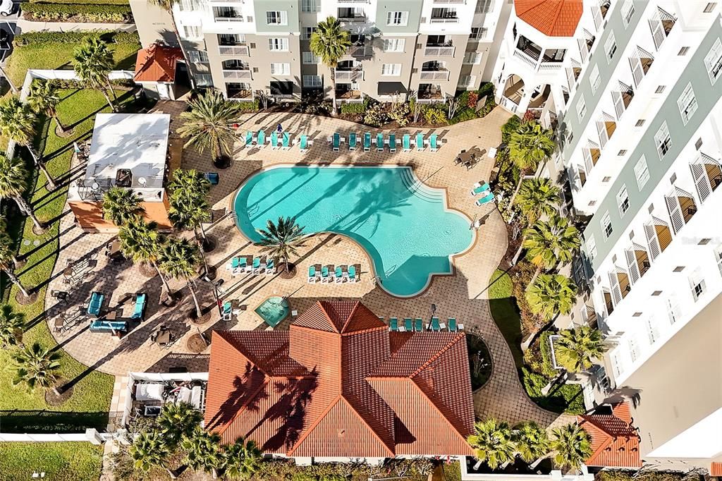 For Sale: $294,000 (2 beds, 2 baths, 1056 Square Feet)