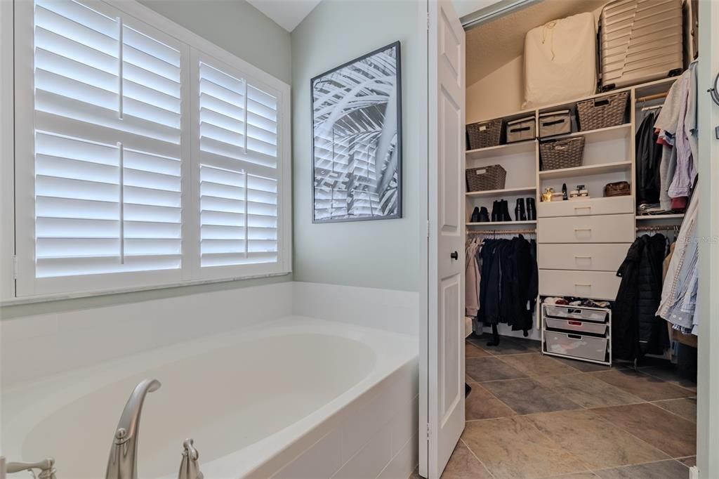 For Sale: $500,000 (3 beds, 2 baths, 1520 Square Feet)