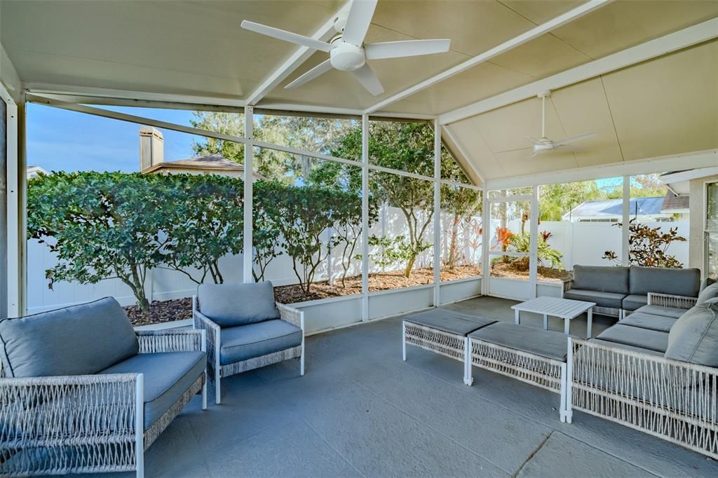 For Sale: $500,000 (3 beds, 2 baths, 1520 Square Feet)