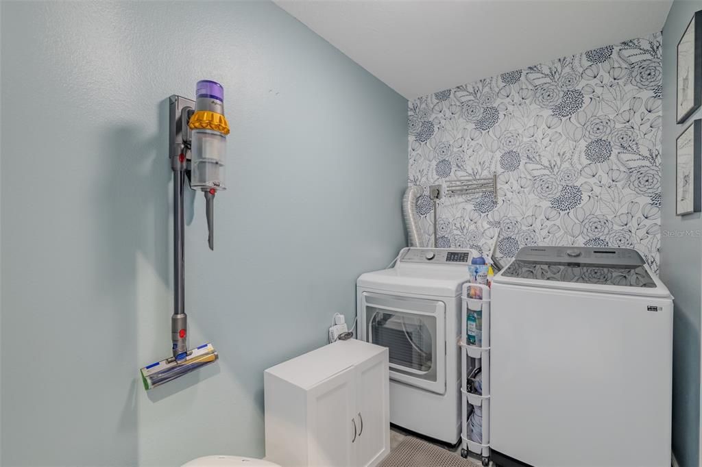 For Sale: $500,000 (3 beds, 2 baths, 1520 Square Feet)