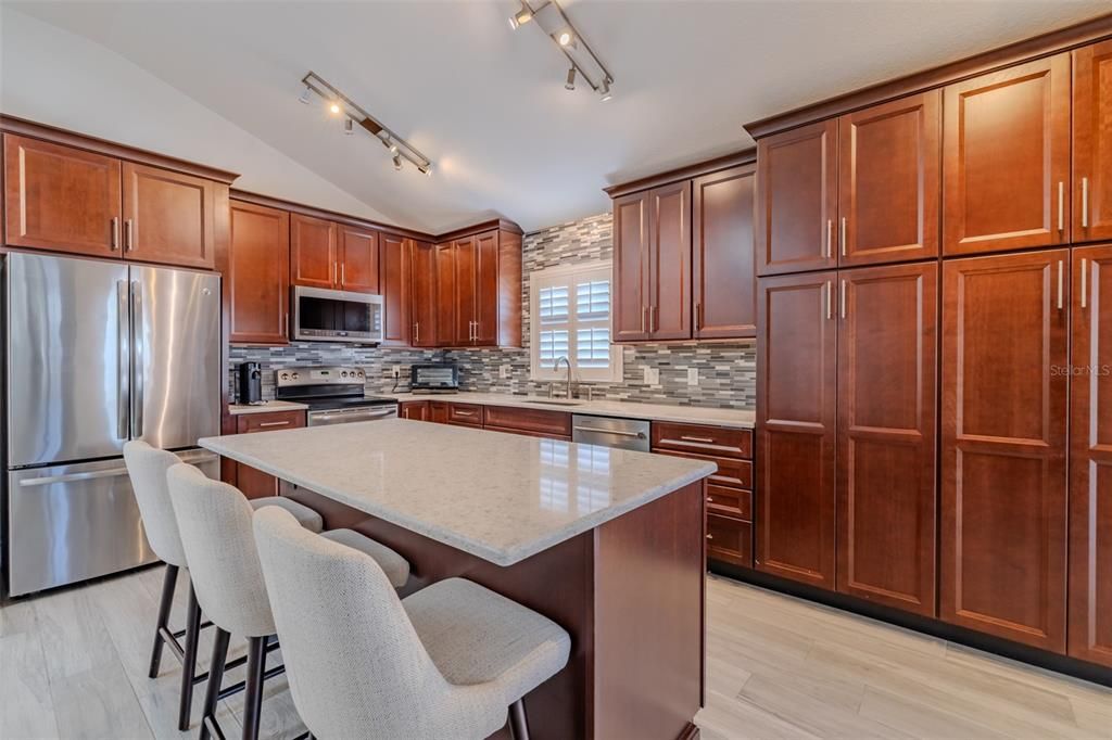 For Sale: $500,000 (3 beds, 2 baths, 1520 Square Feet)