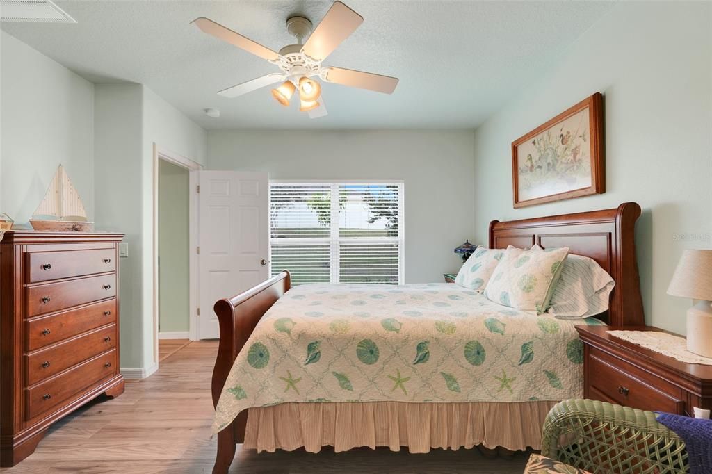 For Sale: $335,000 (3 beds, 2 baths, 1700 Square Feet)