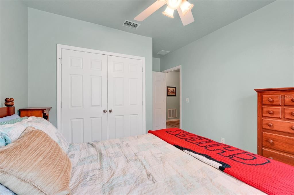 For Sale: $335,000 (3 beds, 2 baths, 1700 Square Feet)