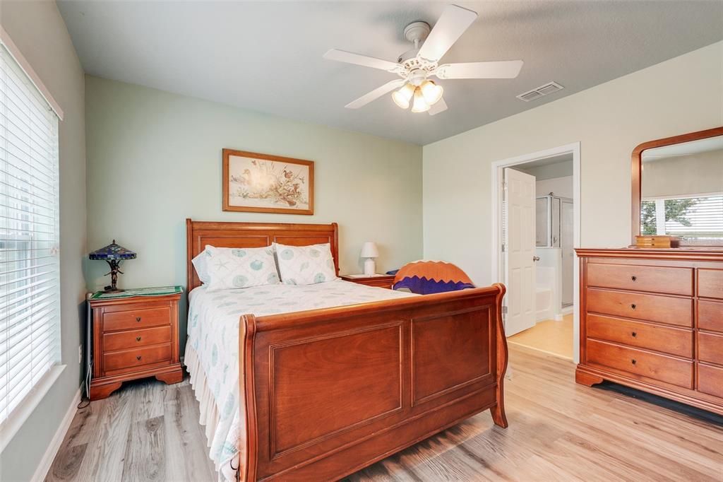 For Sale: $335,000 (3 beds, 2 baths, 1700 Square Feet)