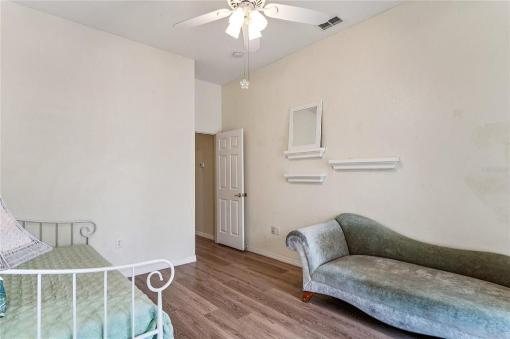 На продажу: $420,000 (4 спален, 3 ванн, 2306 Квадратных фут)