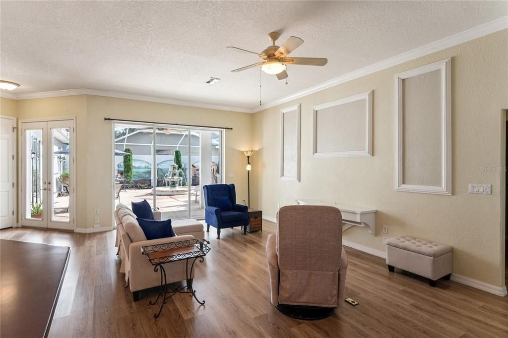 На продажу: $420,000 (4 спален, 3 ванн, 2306 Квадратных фут)