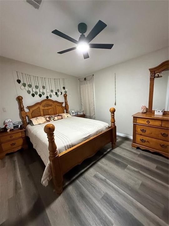 待售: $220,000 (3 贝兹, 2 浴室, 1510 平方英尺)