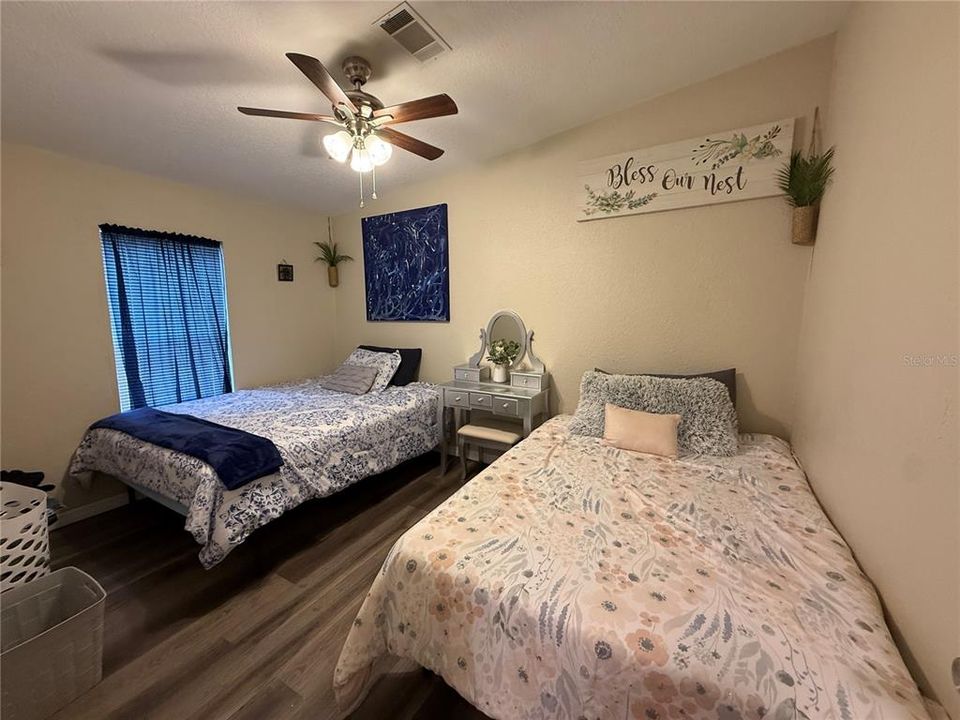 待售: $220,000 (3 贝兹, 2 浴室, 1510 平方英尺)