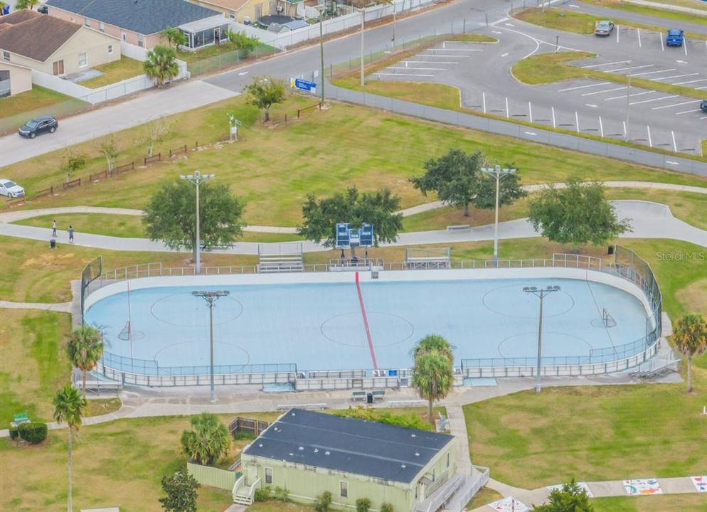 待售: $384,990 (4 贝兹, 2 浴室, 1972 平方英尺)