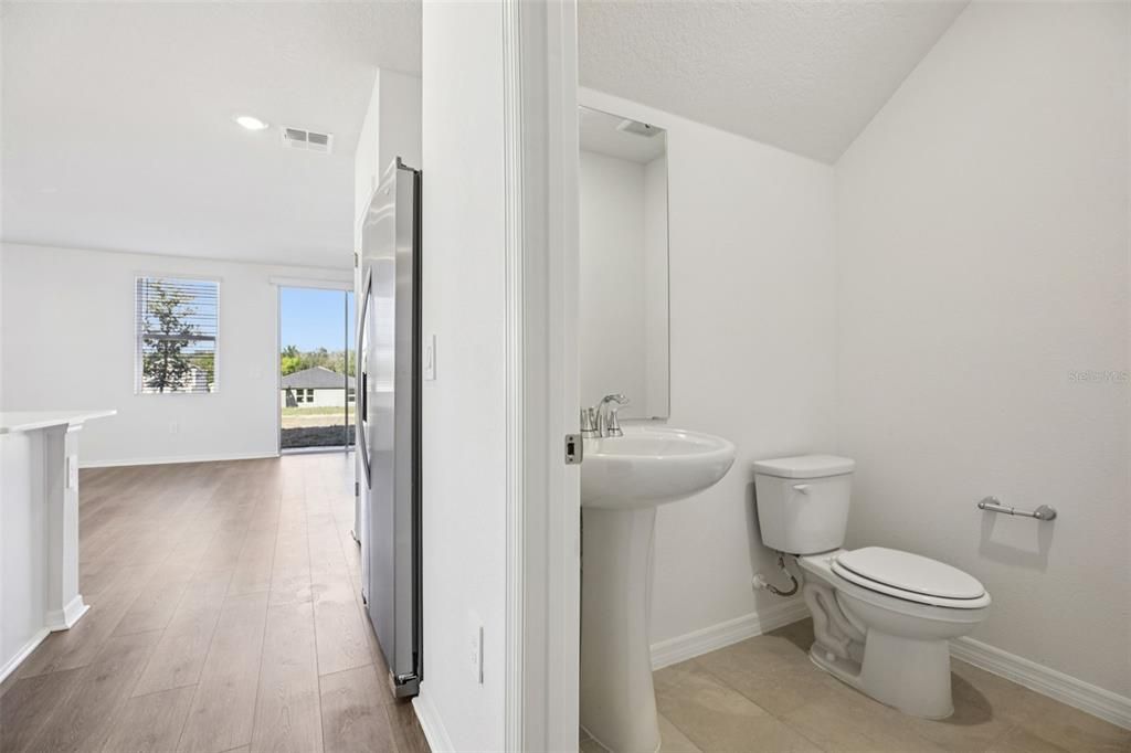 En Venta: $286,000 (3 camas, 2 baños, 1566 Pies cuadrados)