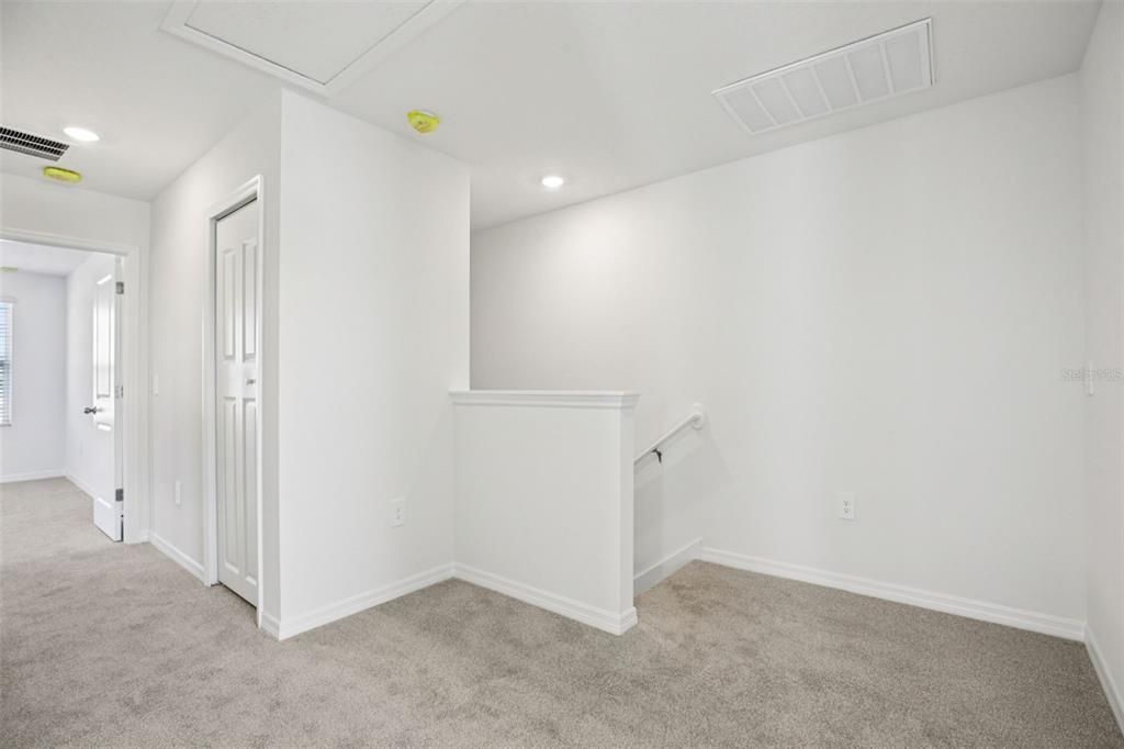 En Venta: $286,000 (3 camas, 2 baños, 1566 Pies cuadrados)