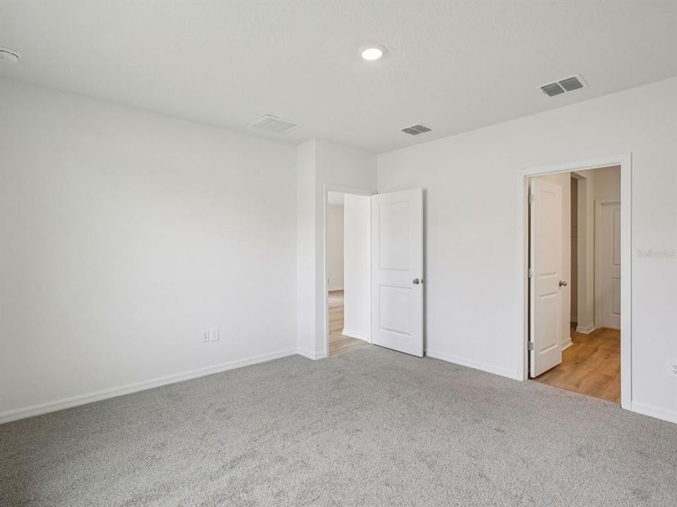 For Sale: $299,000 (4 beds, 2 baths, 1687 Square Feet)