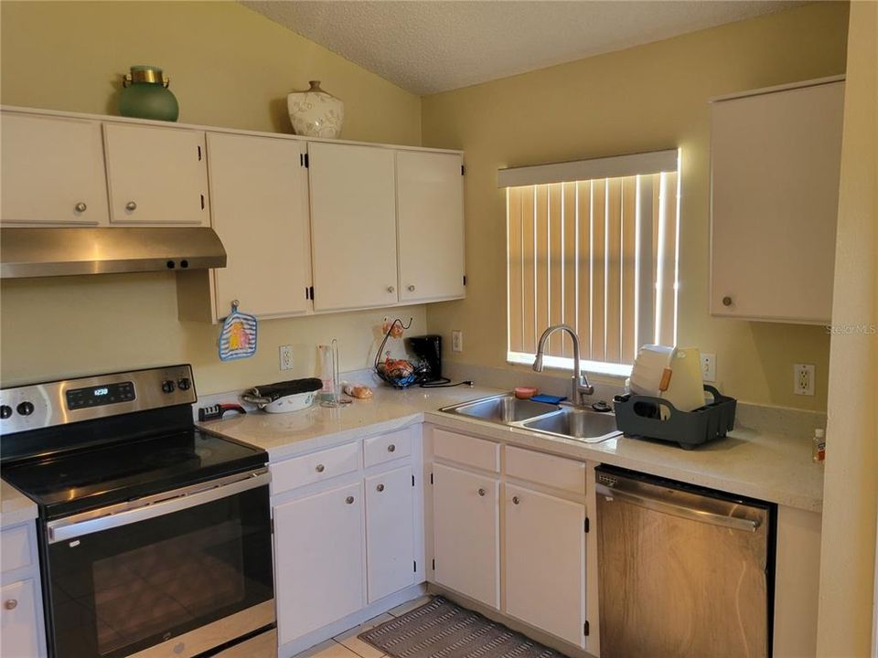 En Venta: $384,900 (3 camas, 2 baños, 1424 Pies cuadrados)