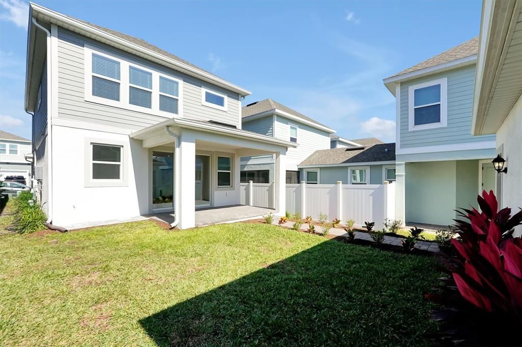 На продажу: $589,990 (3 спален, 2 ванн, 1972 Квадратных фут)