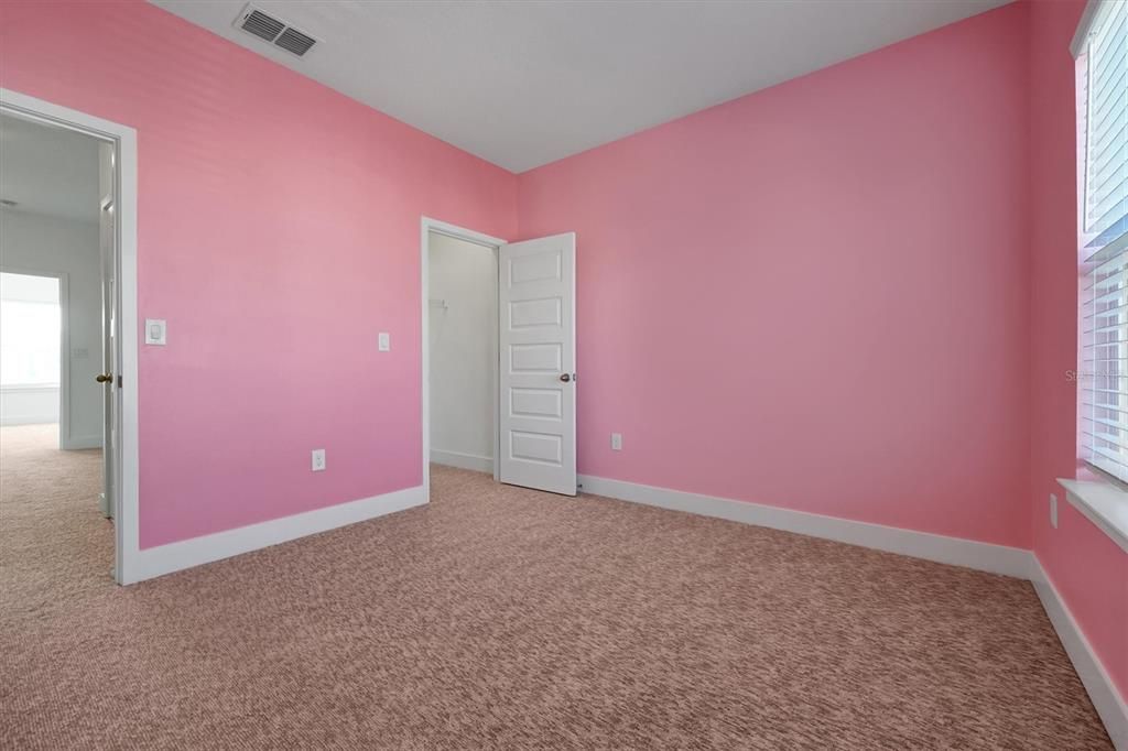 На продажу: $589,990 (3 спален, 2 ванн, 1972 Квадратных фут)