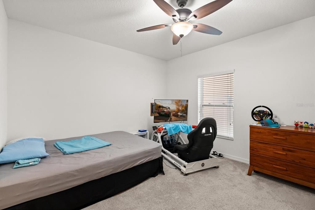 En Venta: $360,000 (4 camas, 2 baños, 1972 Pies cuadrados)