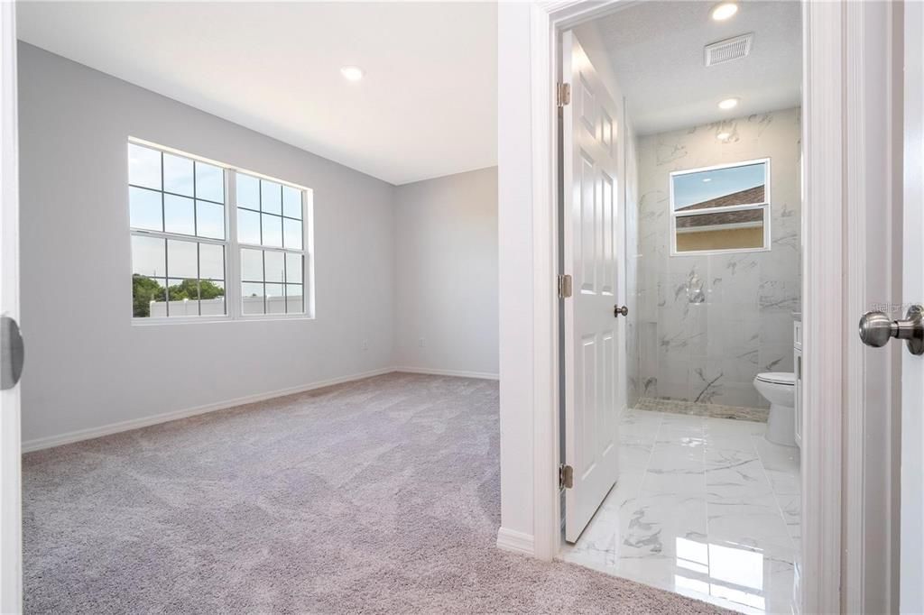 For Rent: $1,900 (3 beds, 2 baths, 1416 Square Feet)