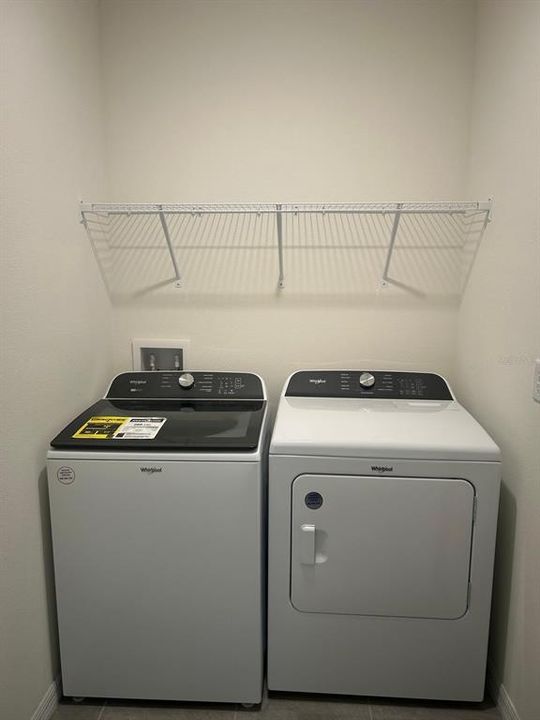 En Renta: $2,800 (4 camas, 3 baños, 2371 Pies cuadrados)