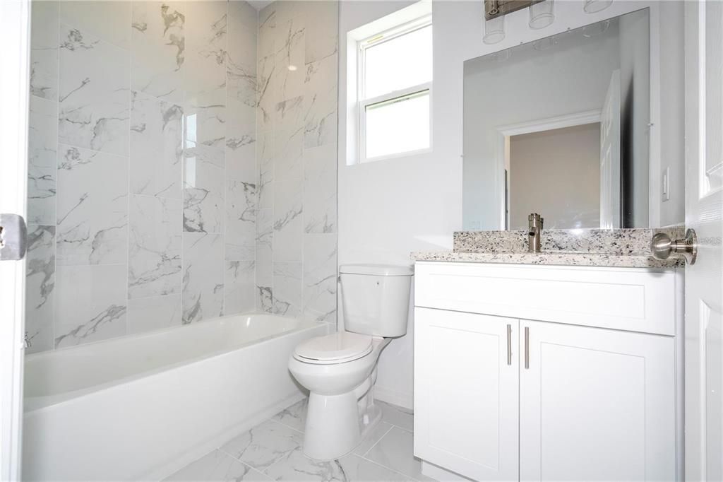 For Rent: $1,900 (3 beds, 2 baths, 1416 Square Feet)