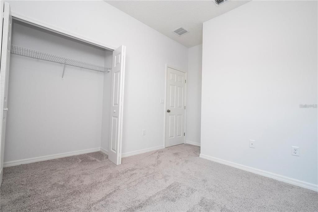 For Rent: $1,900 (3 beds, 2 baths, 1416 Square Feet)