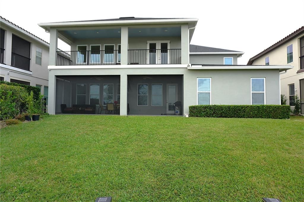 出租: $4,495 (4 贝兹, 3 浴室, 3510 平方英尺)