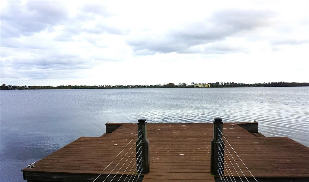 出租: $4,495 (4 贝兹, 3 浴室, 3510 平方英尺)