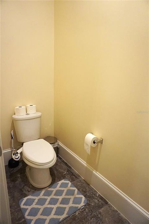 出租: $4,495 (4 贝兹, 3 浴室, 3510 平方英尺)