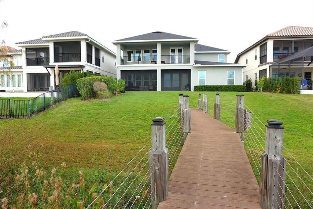 出租: $4,495 (4 贝兹, 3 浴室, 3510 平方英尺)