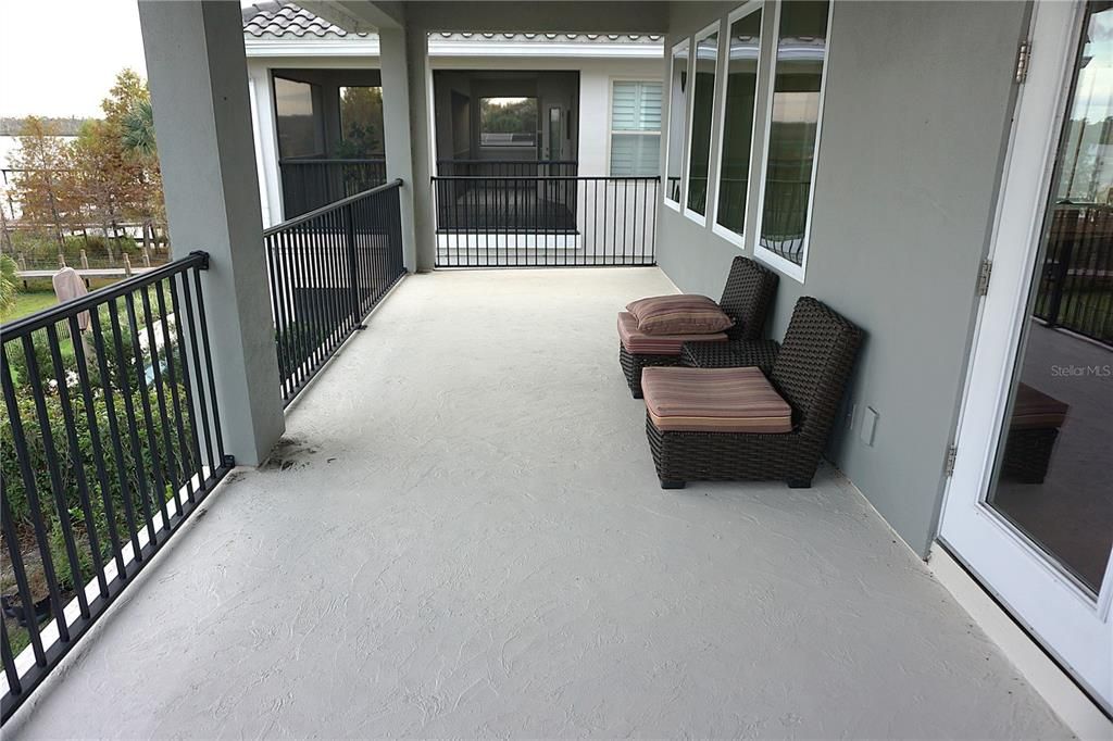 出租: $4,495 (4 贝兹, 3 浴室, 3510 平方英尺)