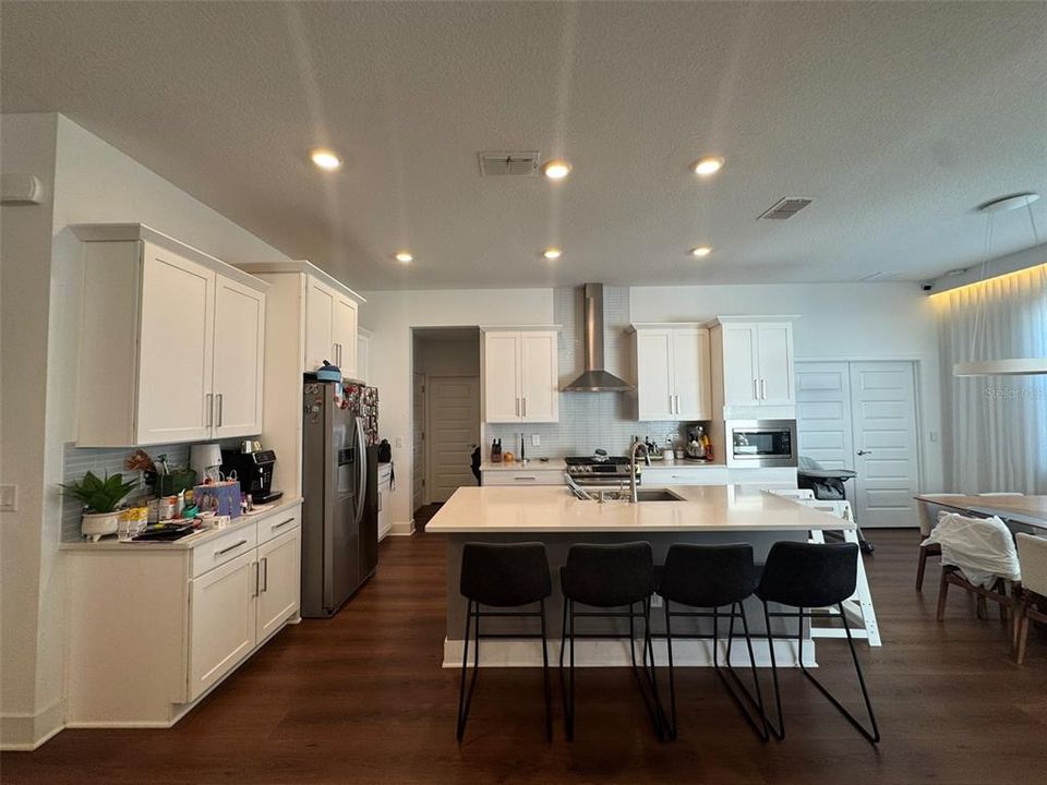 待售: $849,000 (4 贝兹, 3 浴室, 2832 平方英尺)