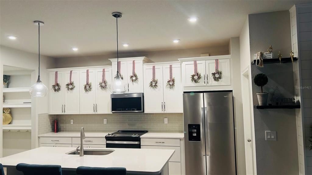 待售: $455,000 (3 贝兹, 2 浴室, 2243 平方英尺)