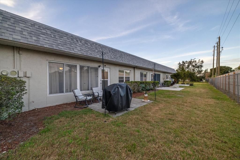 На продажу: $235,000 (2 спален, 2 ванн, 1156 Квадратных фут)