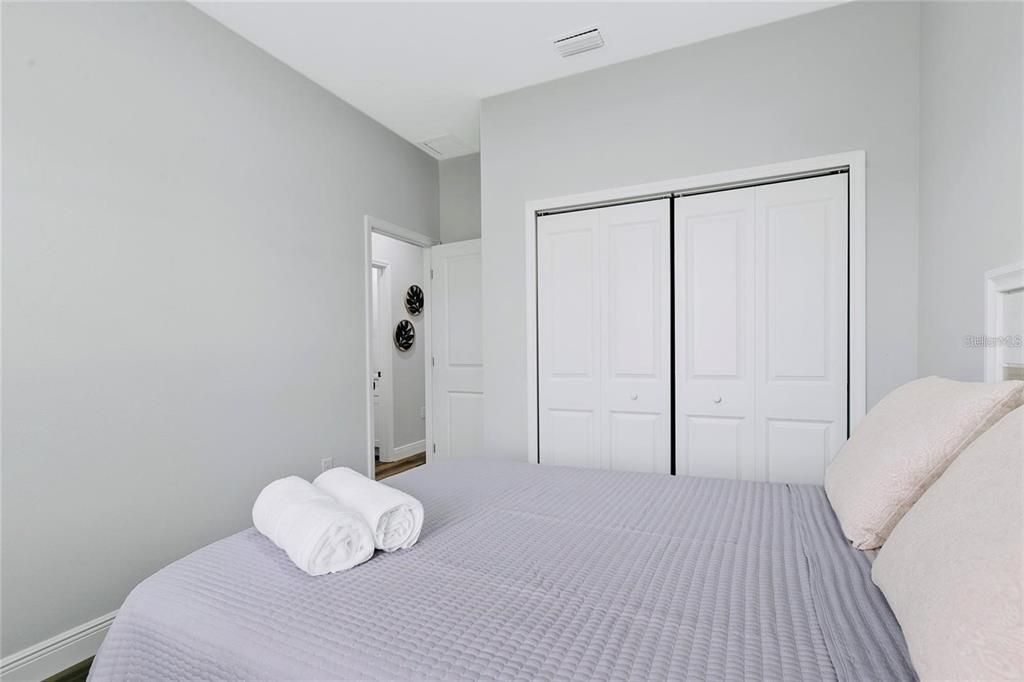 For Rent: $2,500 (4 beds, 2 baths, 1636 Square Feet)